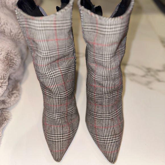 Steve Madden Plaid Heel Boots - Picture 5 of 9
